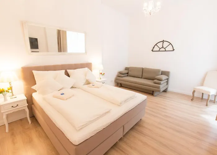 Fritz By Rockchair L Superhost Status L 3 Bedrooms Boxspringbeds 2 Bathrooms 2 Kitchen - Cozy Family & Business Flair Welcomes You! برلين