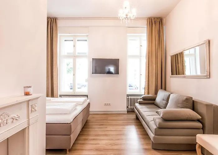 Fritz By Rockchair L Superhost Status L 3 Bedrooms Boxspringbeds 2 Bathrooms 2 Kitchen - Cozy Family & Business Flair Welcomes You! * برلين