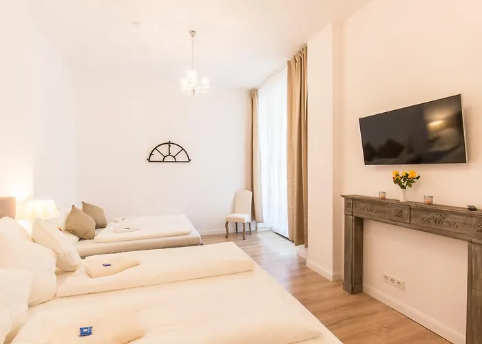 Fritz By Rockchair L Superhost Status L 3 Bedrooms Boxspringbeds 2 Bathrooms 2 Kitchen - Cozy Family & Business Flair Welcomes You! Apartman