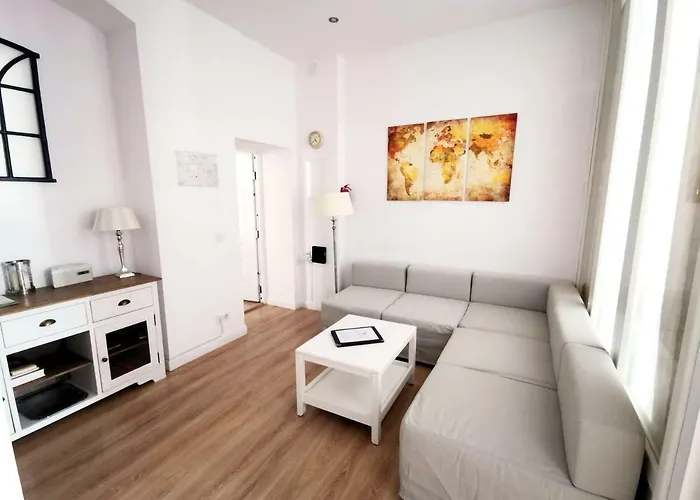 Fritz By Rockchair L Superhost Status L 3 Bedrooms Boxspringbeds 2 Bathrooms 2 Kitchen - Cozy Family & Business Flair Welcomes You! Berlim