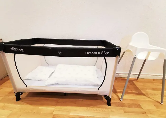 Fritz By Rockchair L Superhost Status L 3 Bedrooms Boxspringbeds 2 Bathrooms 2 Kitchen - Cozy Family & Business Flair Welcomes You! Berlin