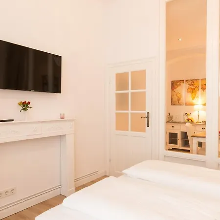 Fritz By Rockchair L Superhost Status L 3 Bedrooms Boxspringbeds 2 Bathrooms 2 Kitchen - Cozy Family & Business Flair Welcomes You! Lägenhet