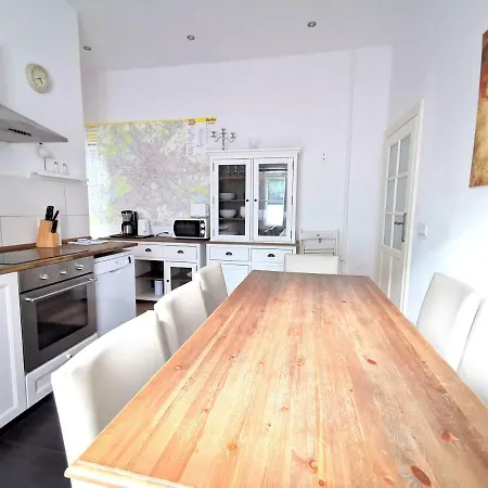 Apartment Fritz By Rockchair Apartments L Superhost Status L 3 Bedrooms Boxspringbeds 2 Bathrooms 2 Kitchen - Cozy Family & Business Flair Welcomes You! *