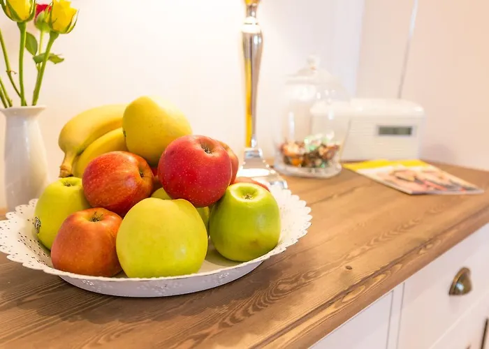 Fritz By Rockchair L Superhost Status L 3 Bedrooms Boxspringbeds 2 Bathrooms 2 Kitchen - Cozy Family & Business Flair Welcomes You!